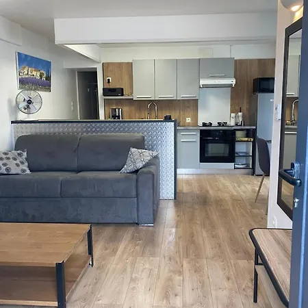 Ruby Διαμέρισμα *